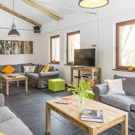 Alte Saegemuehle Schlommefurth Bed & Breakfast